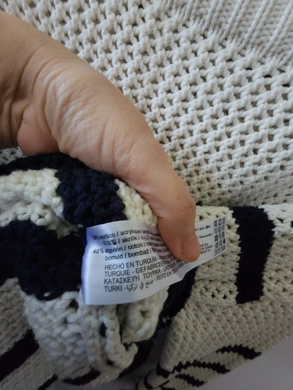 Zara Black/white Stripe Knit Sweater. Size S - Picture 4 of 4